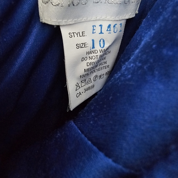 Evening gown size 4- New with tags - Picture 4 of 10